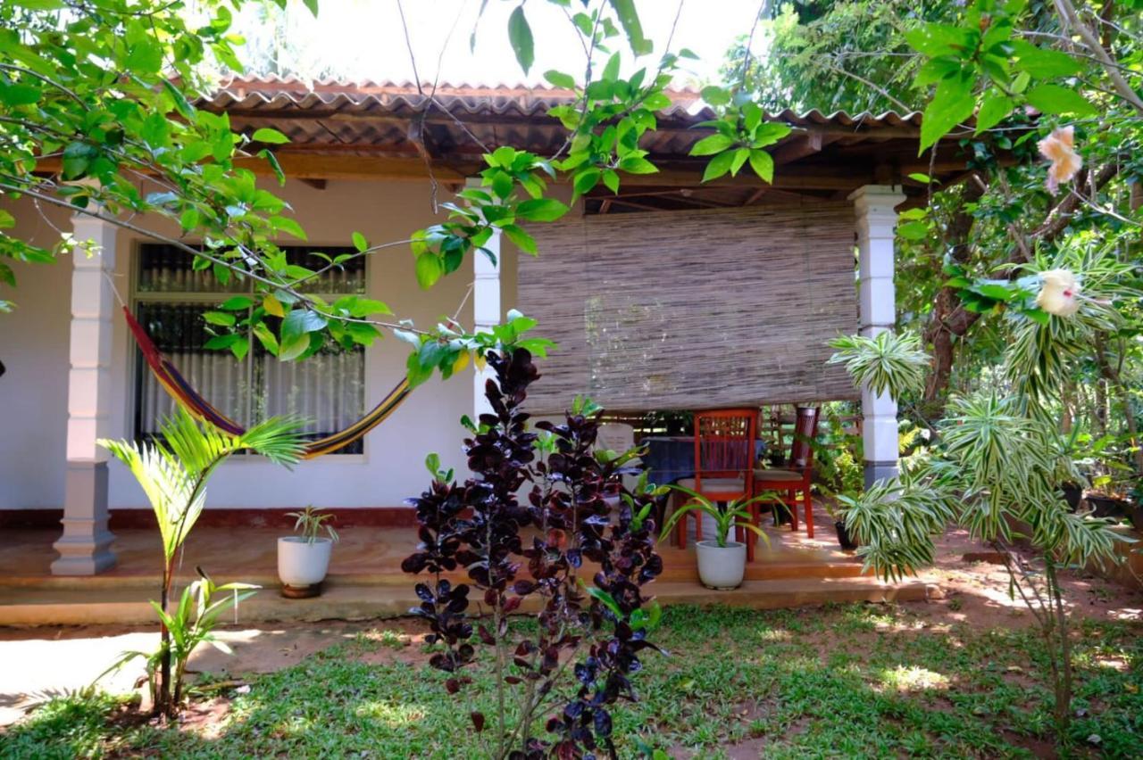 Thilina Homestay Sigiriya Exterior foto